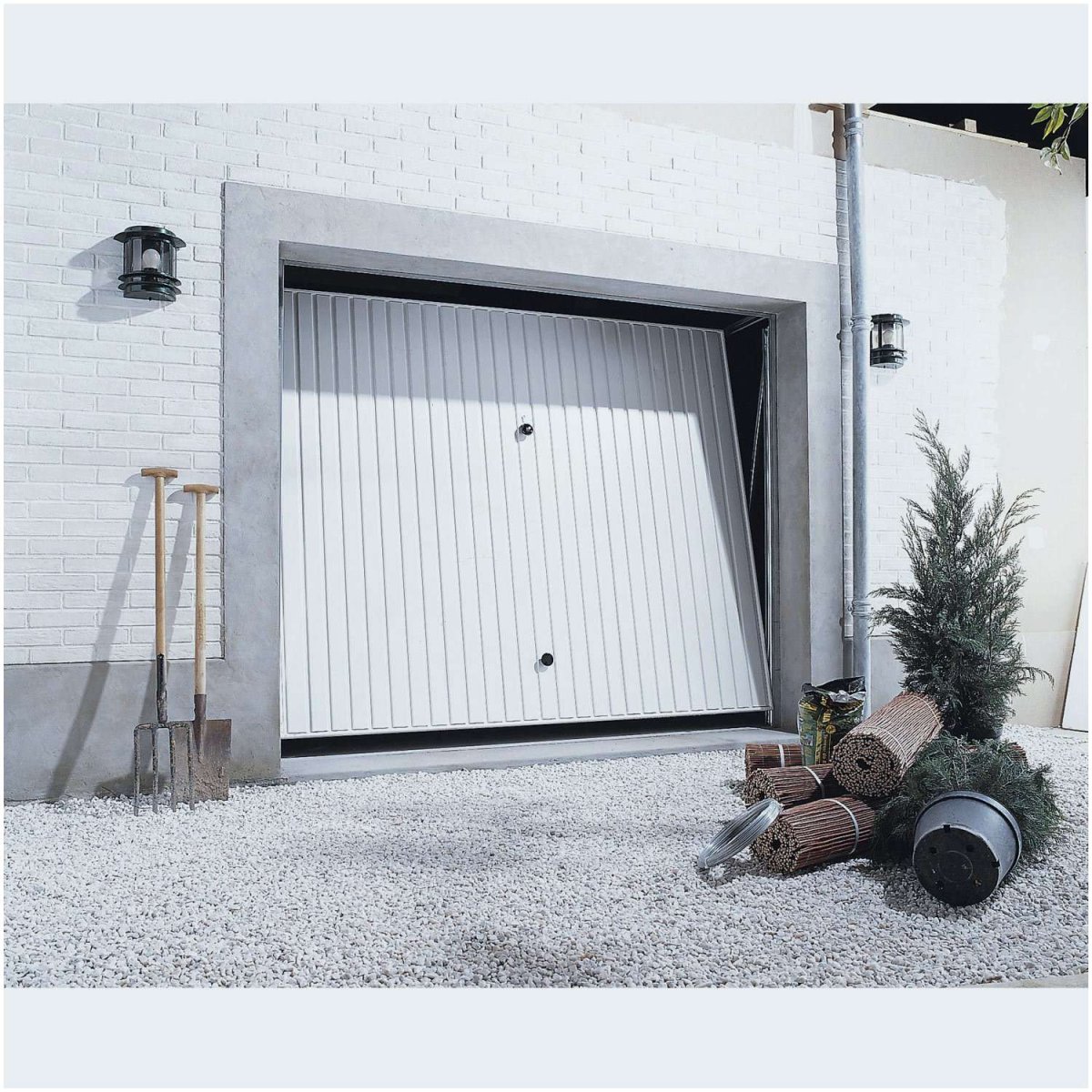 Ворота гаражные Леруа Мерлен