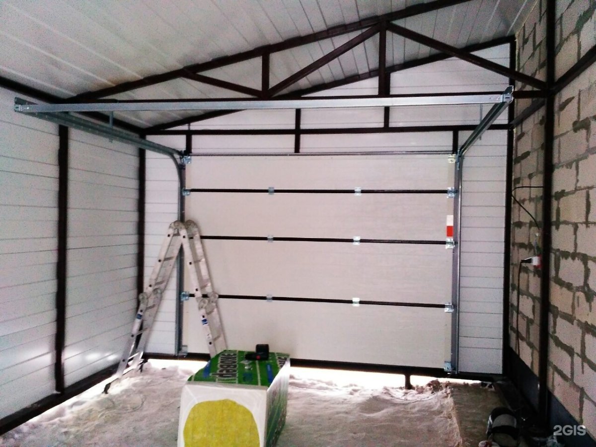 Гараж из профильной трубы