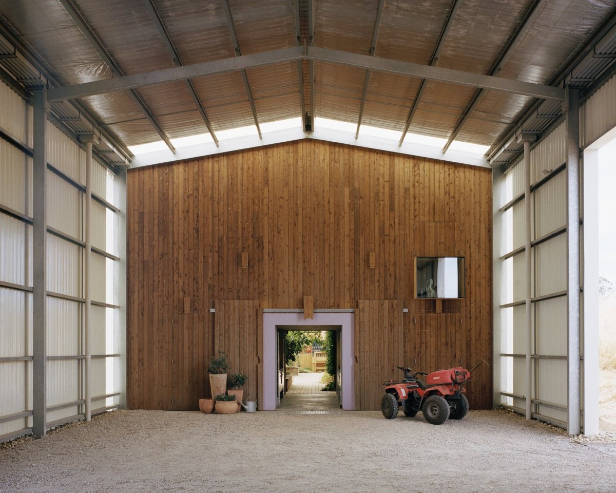 Интерьер металлического гаража