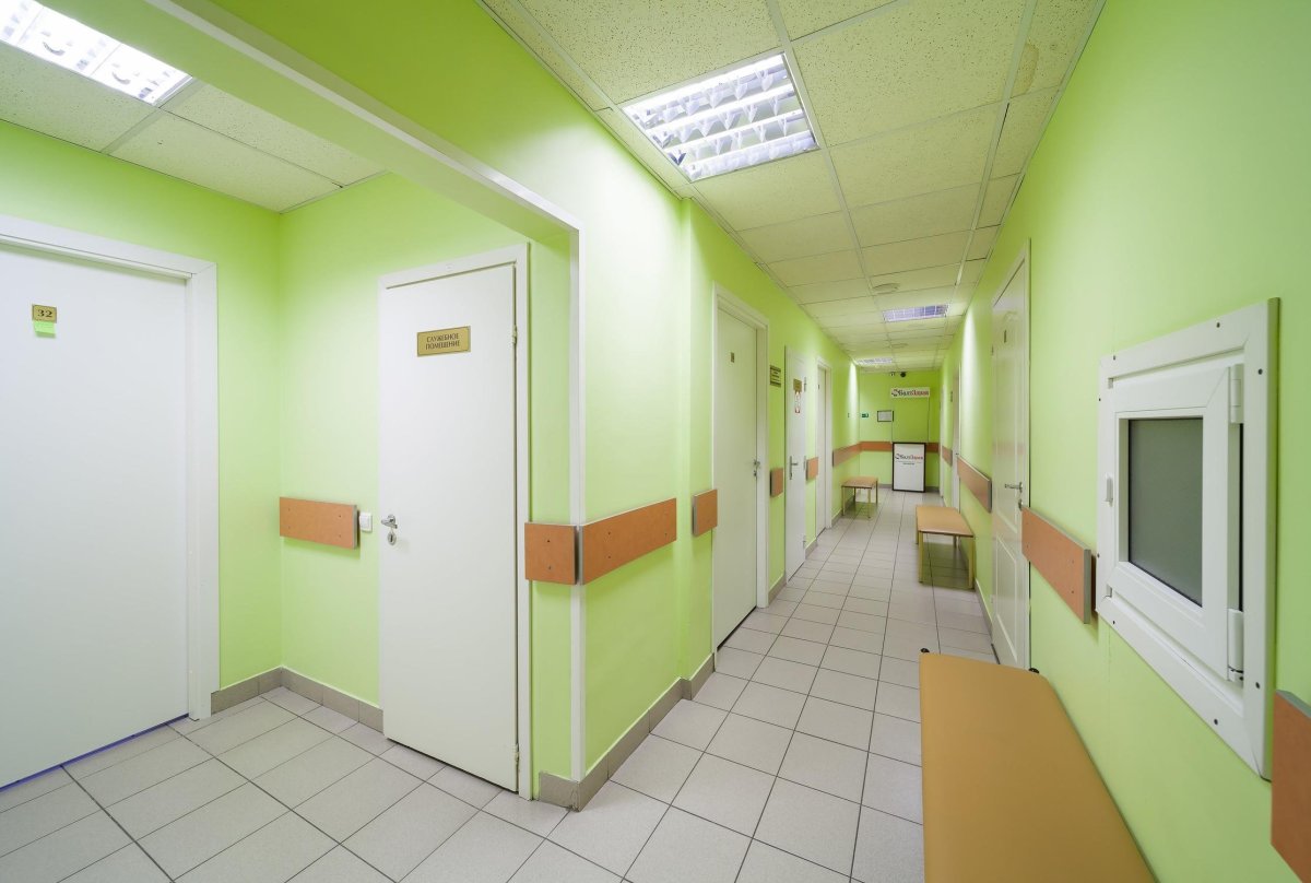 Коридор медицинского учреждения