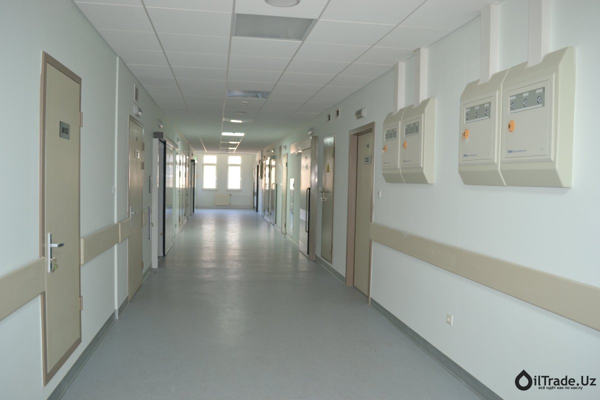 Коридор больницы без людей