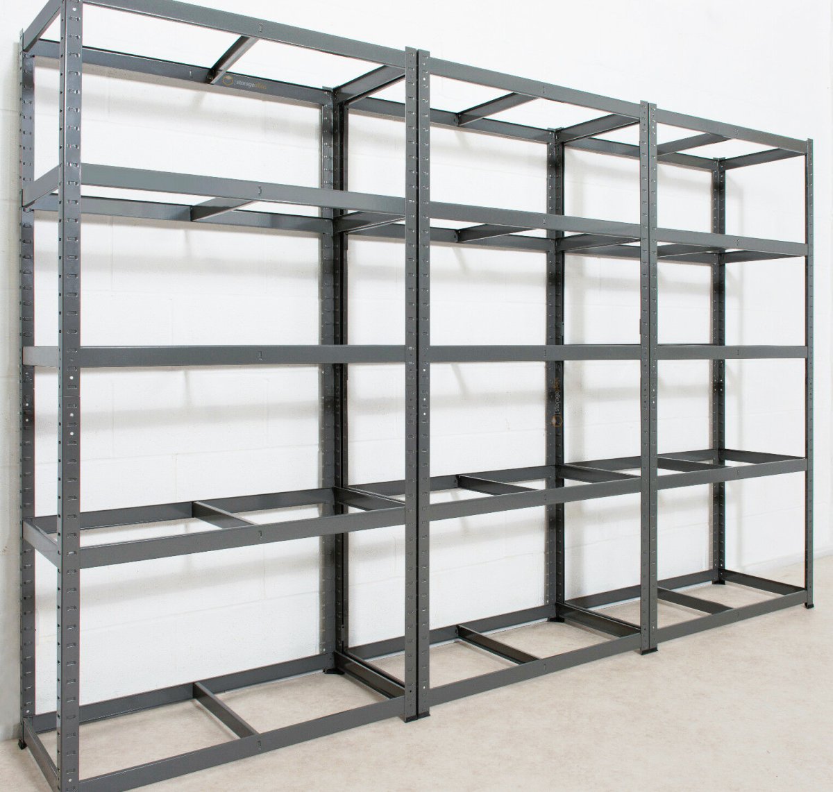 Стеллаж из профильной трубы 20х40 в гараж