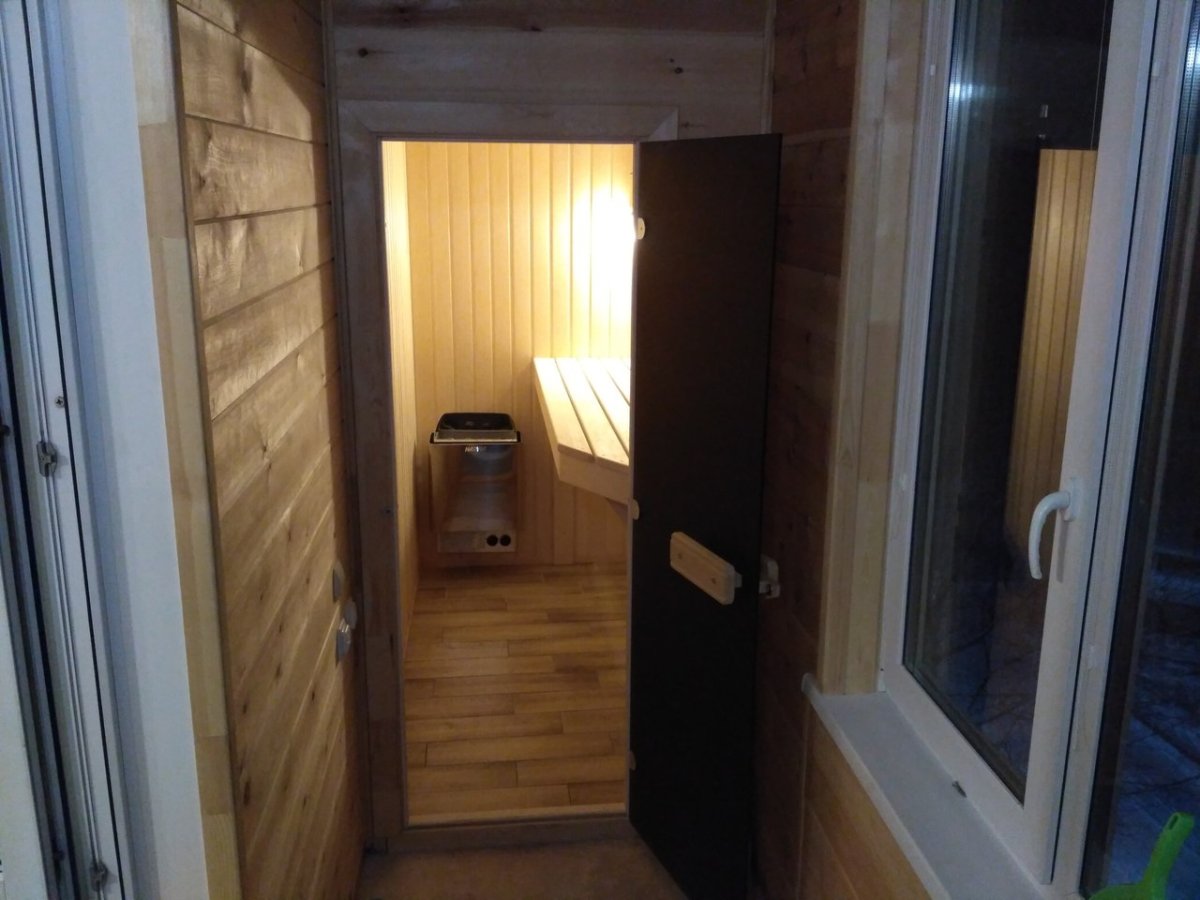 Инфракрасная сауна на балконе