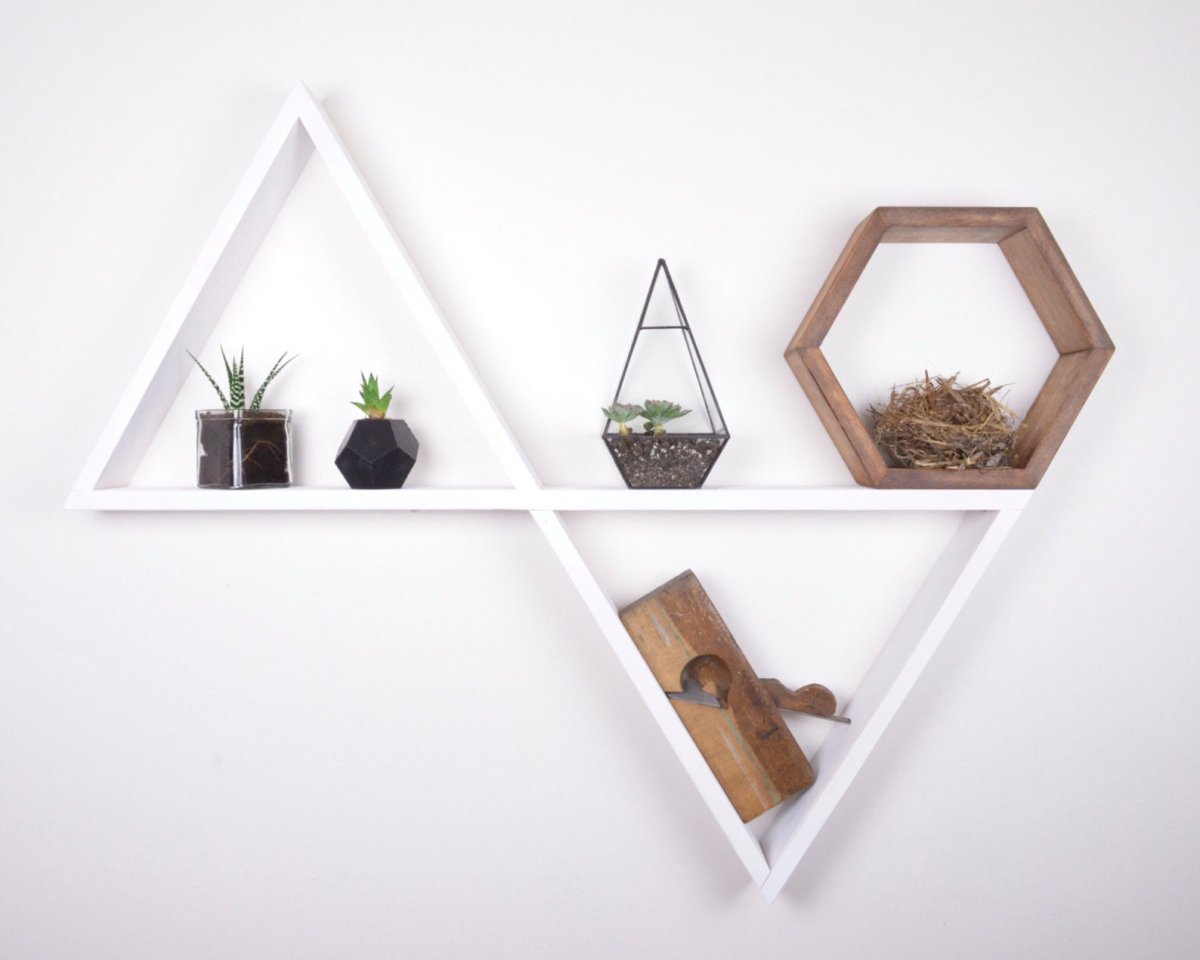 Полка из шпона