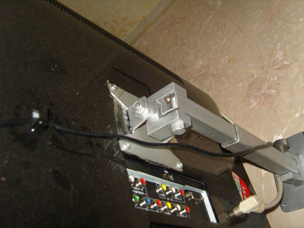 Самодельный кронштейн для телевизора 42 дюйма