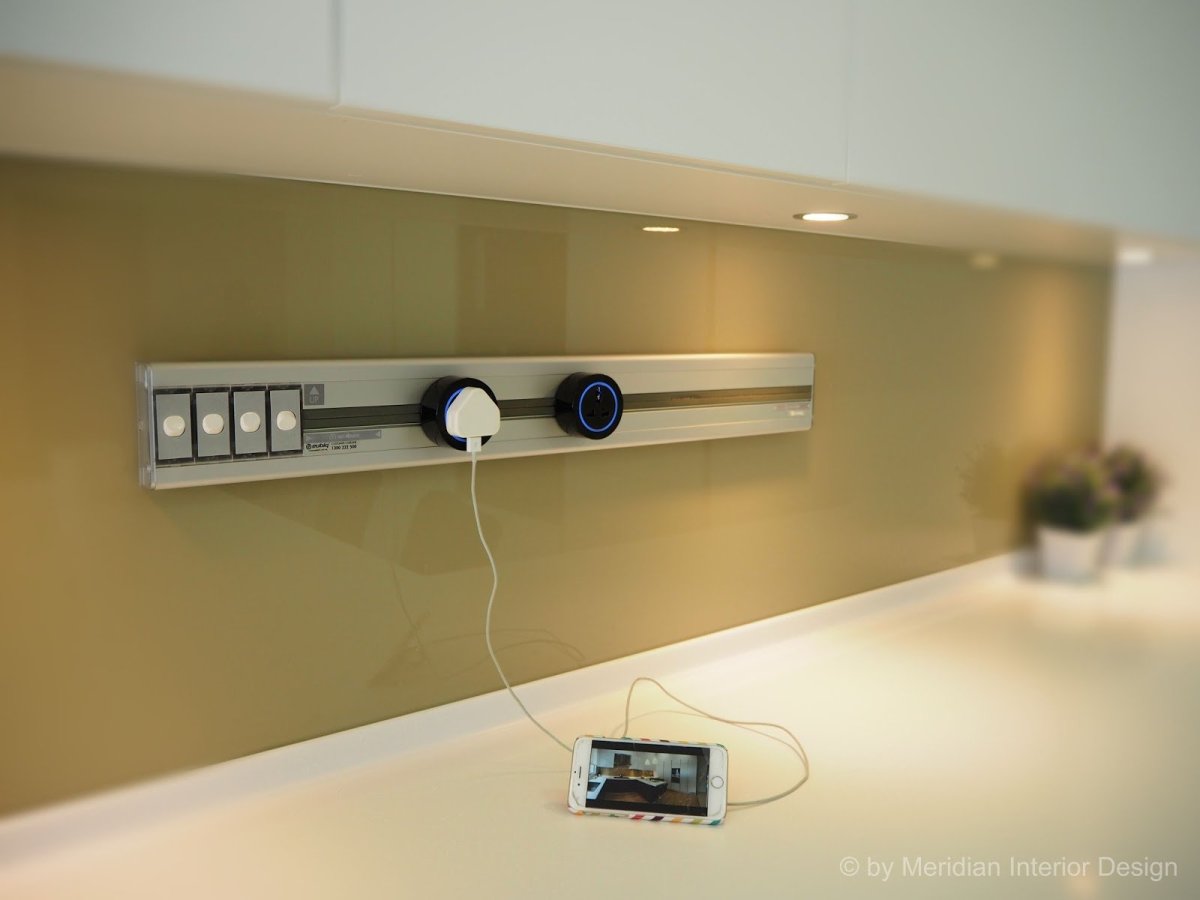 Электропрофиль для кухни Eubiq