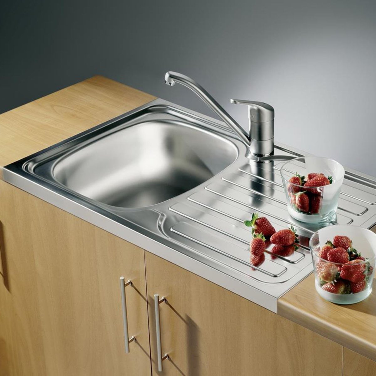 Мойка накладная 800