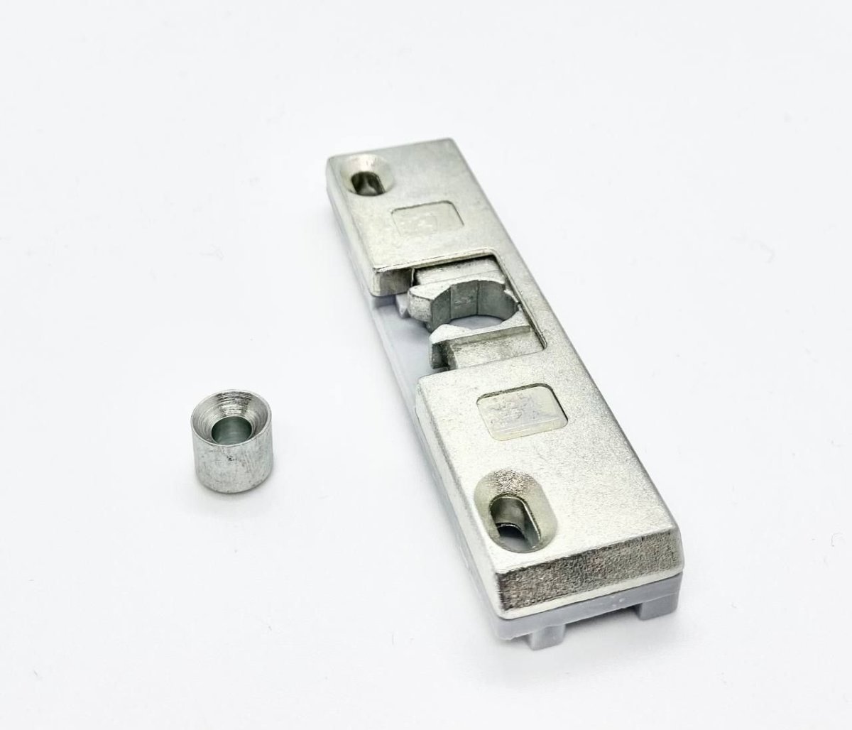 Защелка балконная Roto