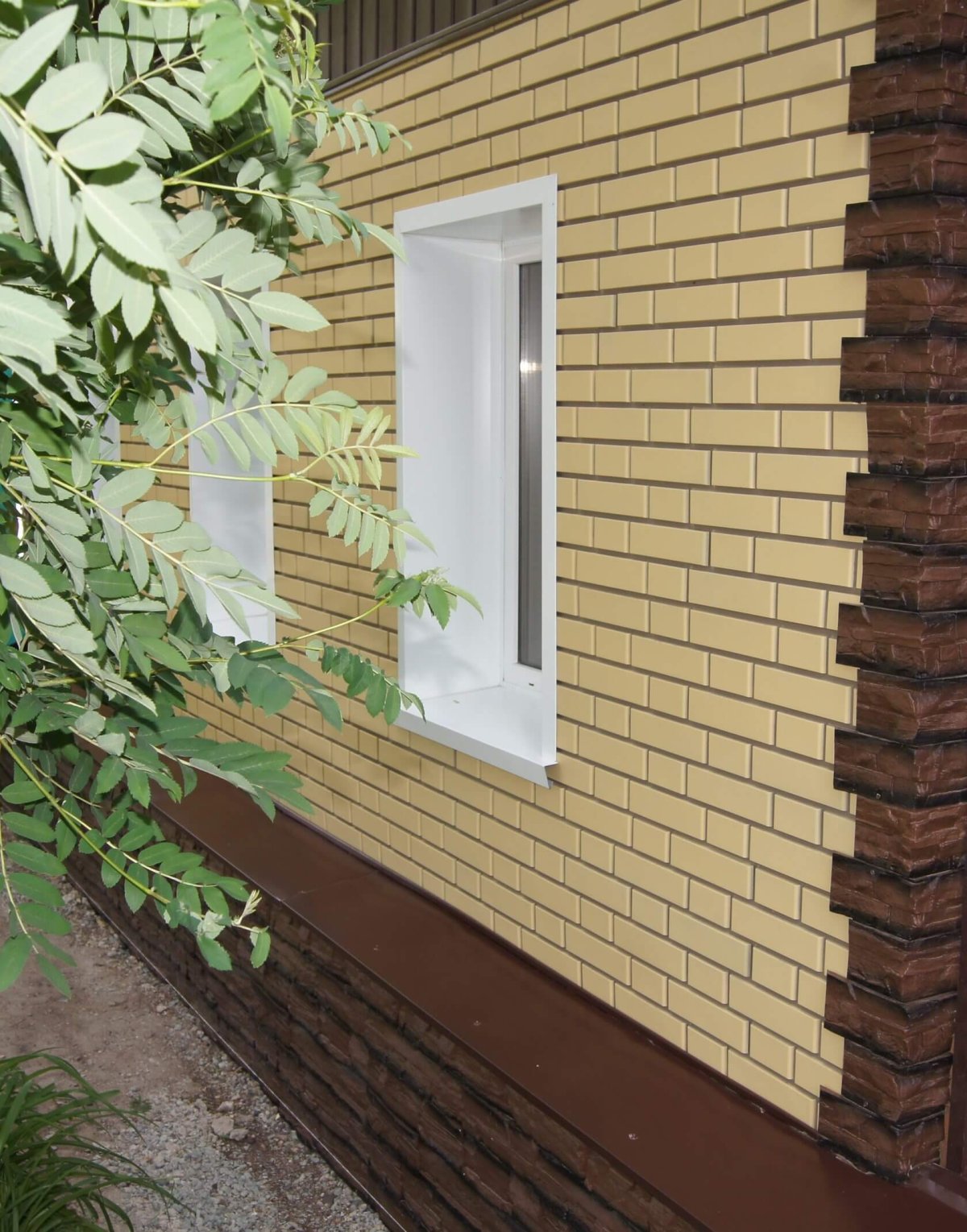 Отделка дома фасадными панелями