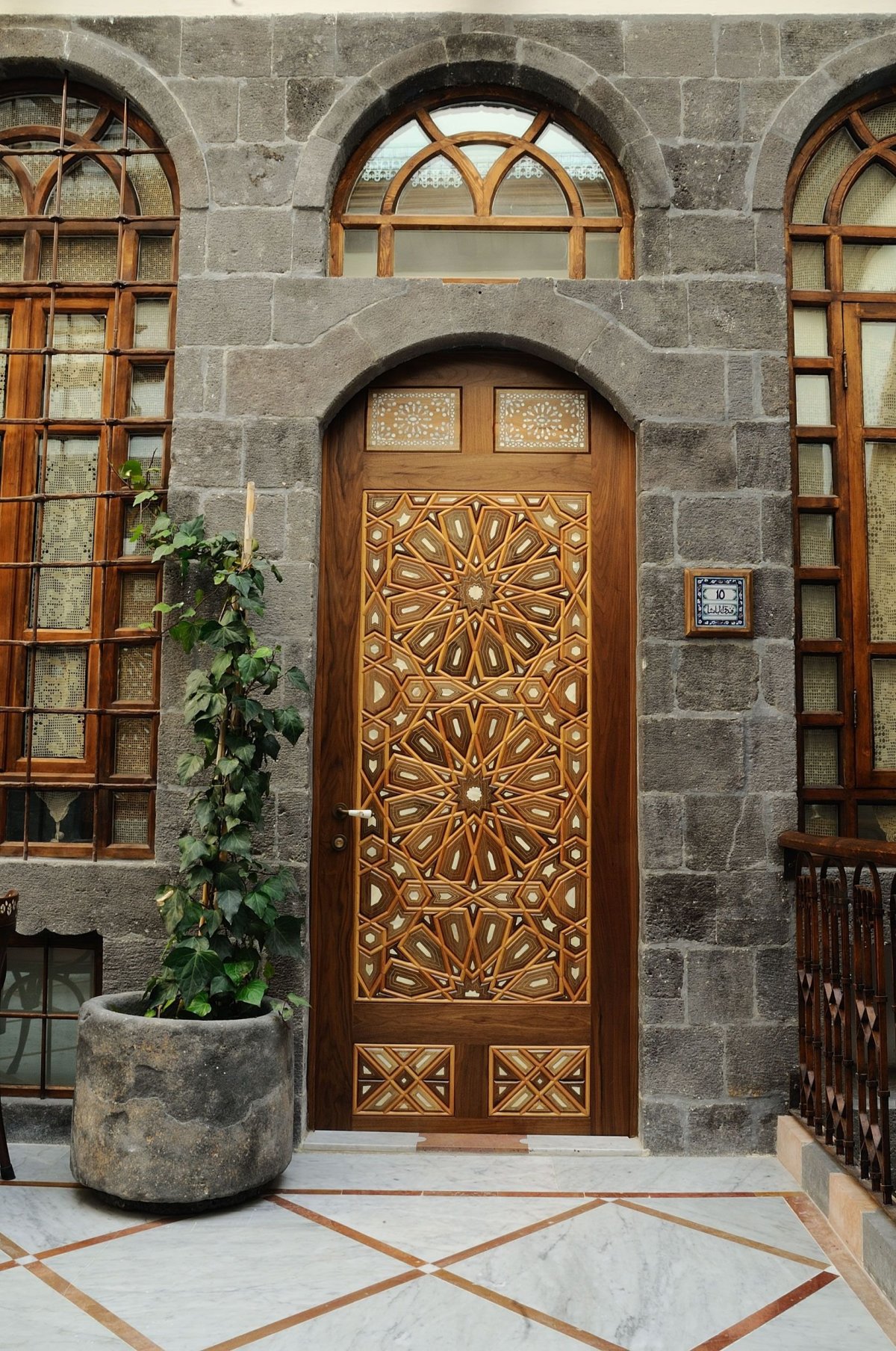 Красивые двери