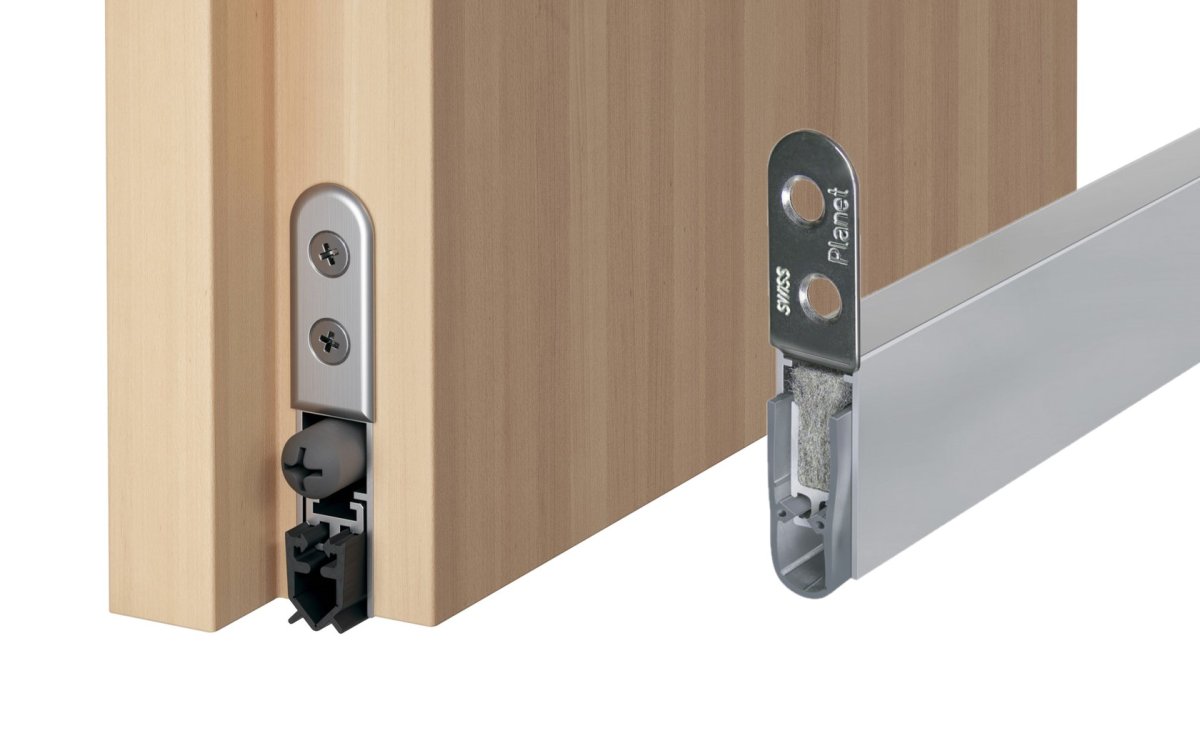 Выпадающий порог для межкомнатных дверей Морелли