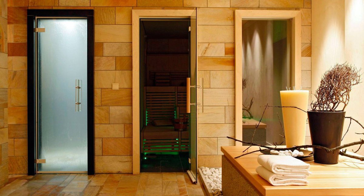 Дверь в сауну стеклянная