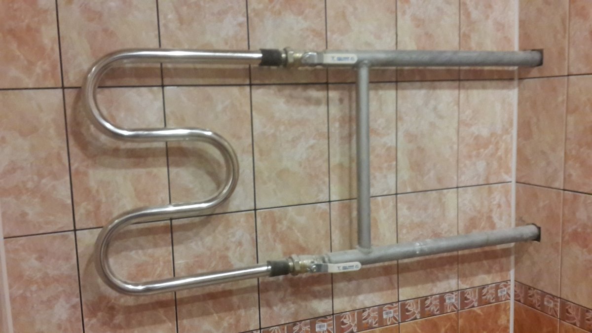 Труба Rehau для водяного полотенцесушителя