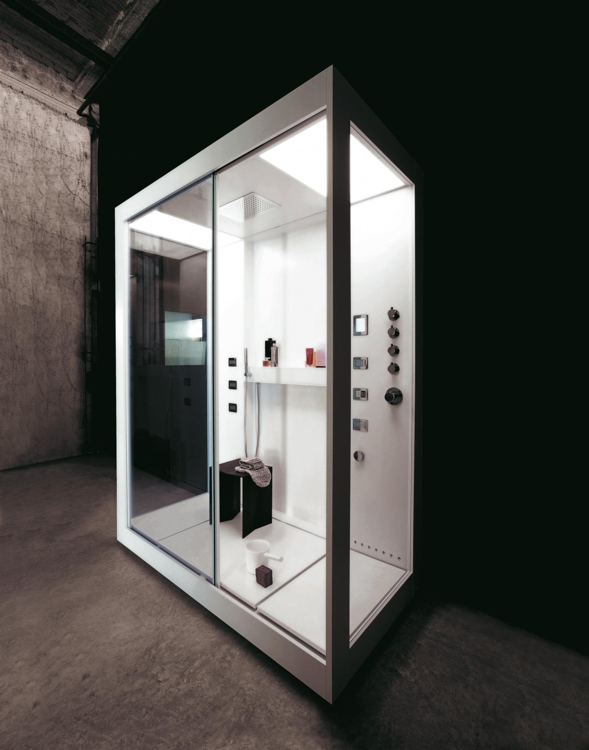 Современные душевые кабинки