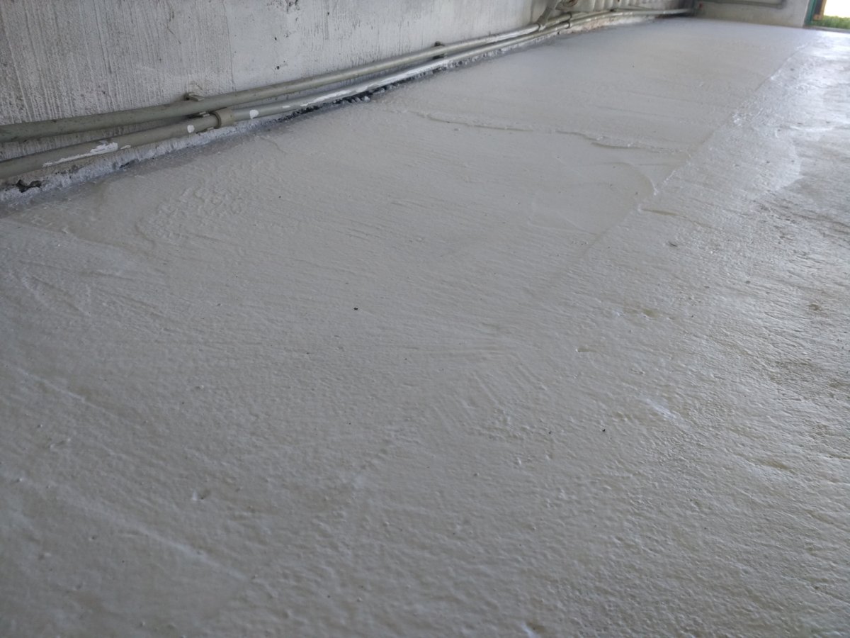 Покраска бетонного пола в гараже