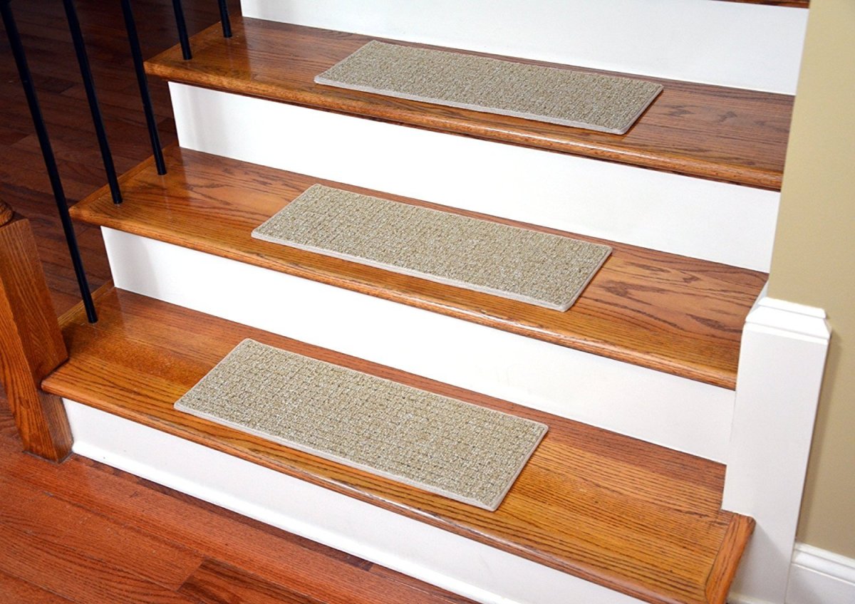 Накладки на ступени деревянной лестницы