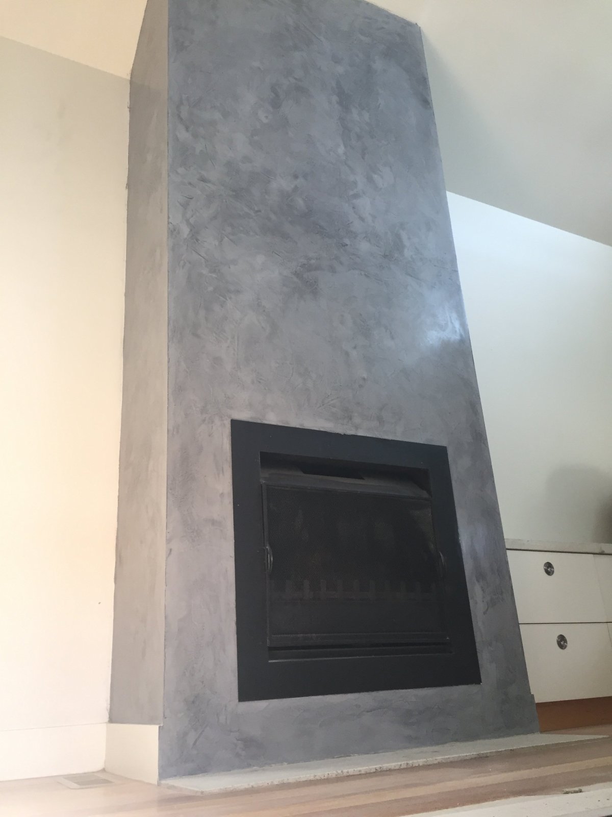 Декоративная штукатурка для камина