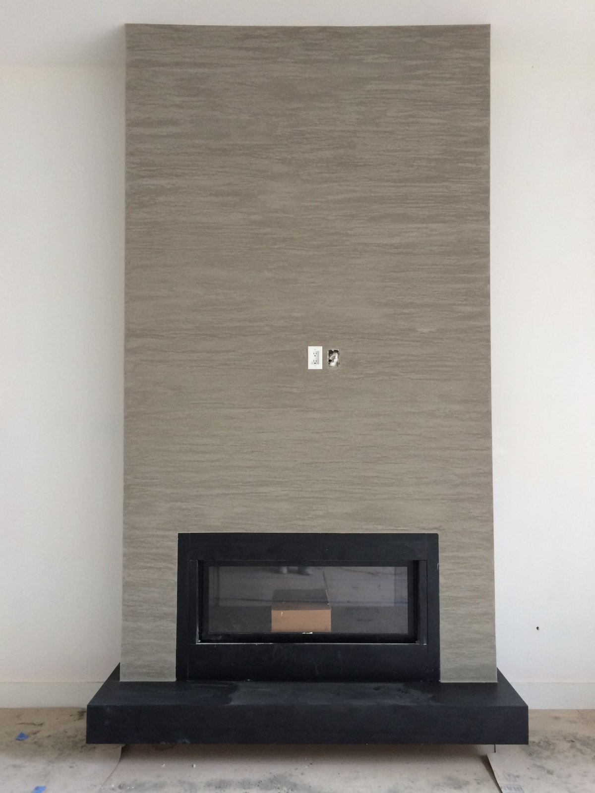 Декоративная штукатурка для камина