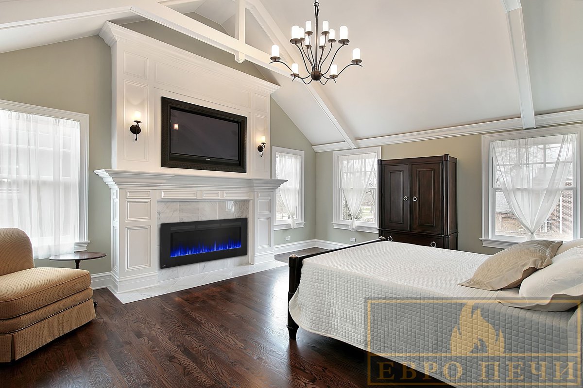 Гостиная с камином и телевизором