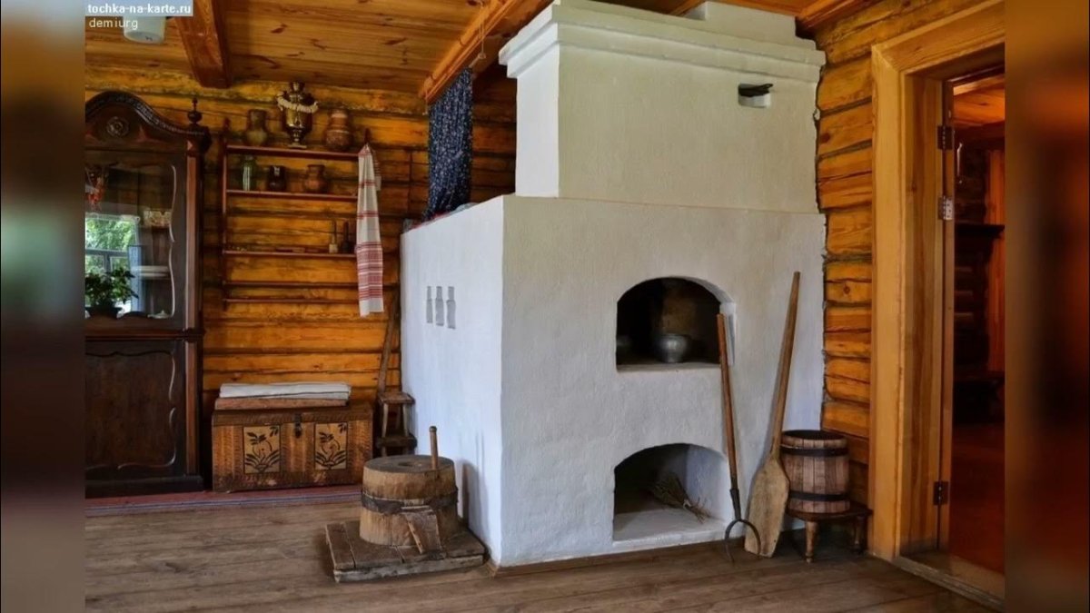Печь в деревенском доме