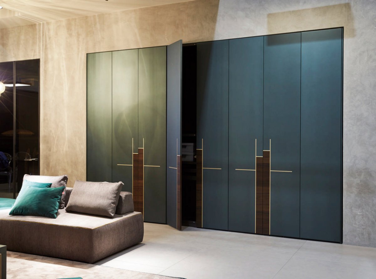 Шкаф лофт с распашными дверями