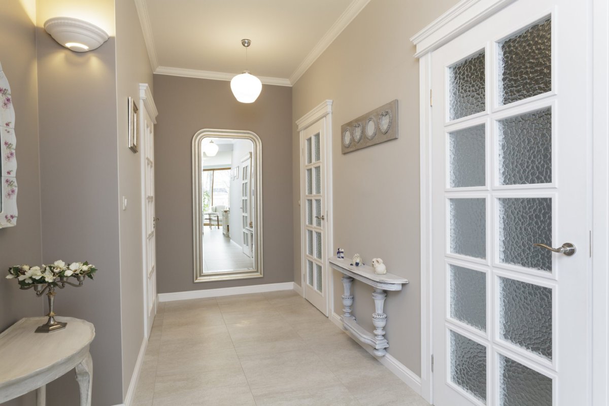 Цвет стен в прихожей