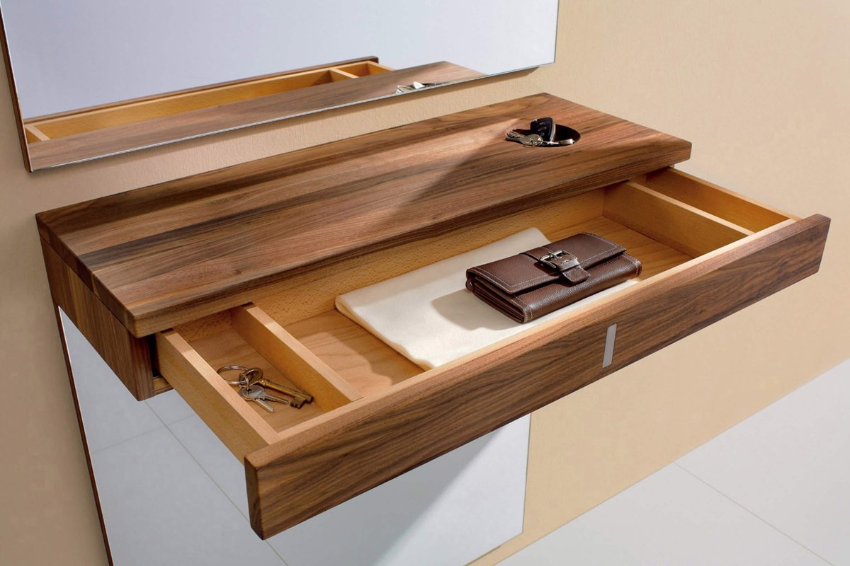 Полка с выдвижным ящиком в прихожую