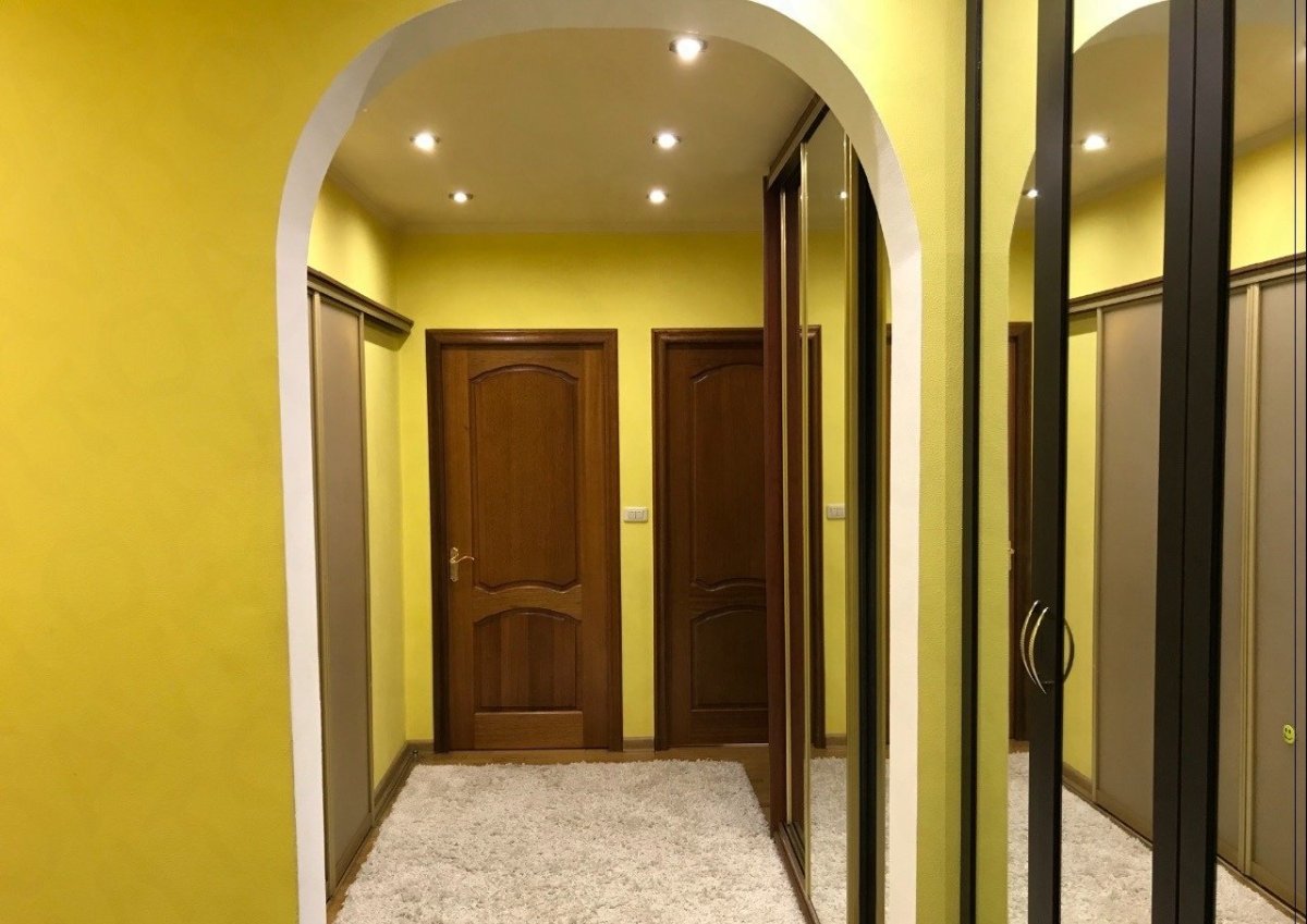 Прихожая п44т трешка