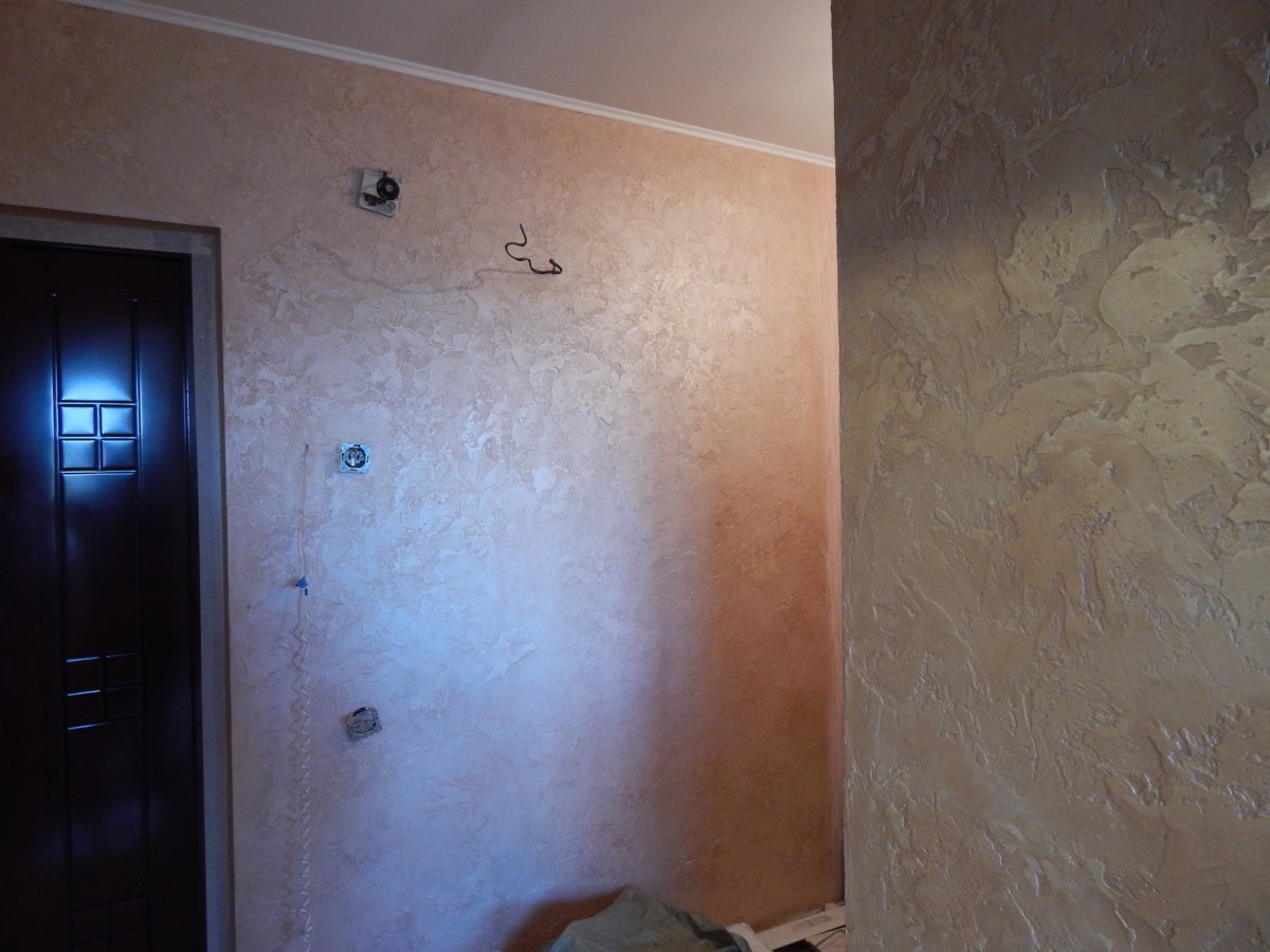 Венецианская штукатурка короед