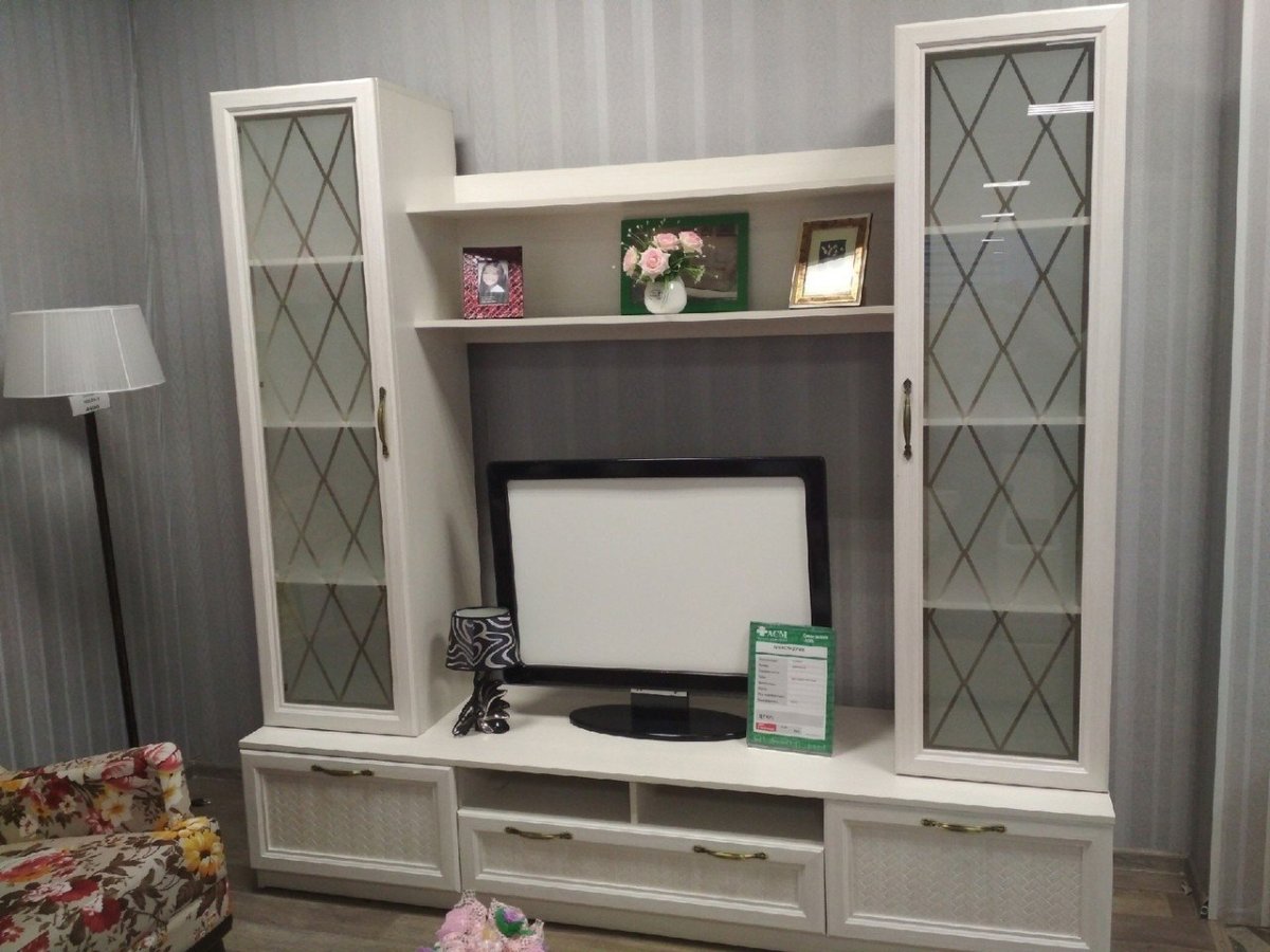 Стенка Александрия фабрика Велес