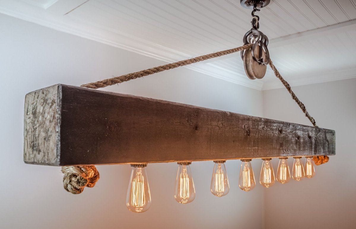 Люстра лофт из дерева