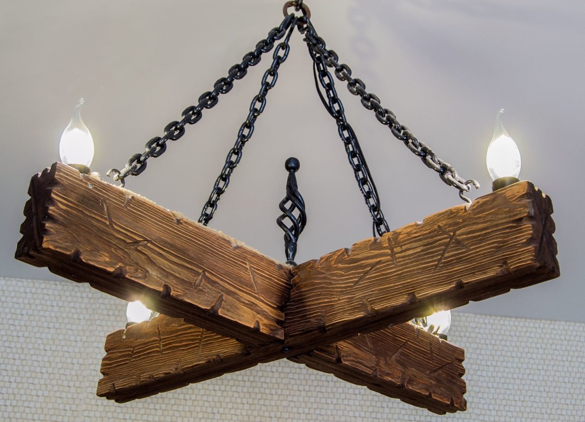 Оригинальные деревянные люстры