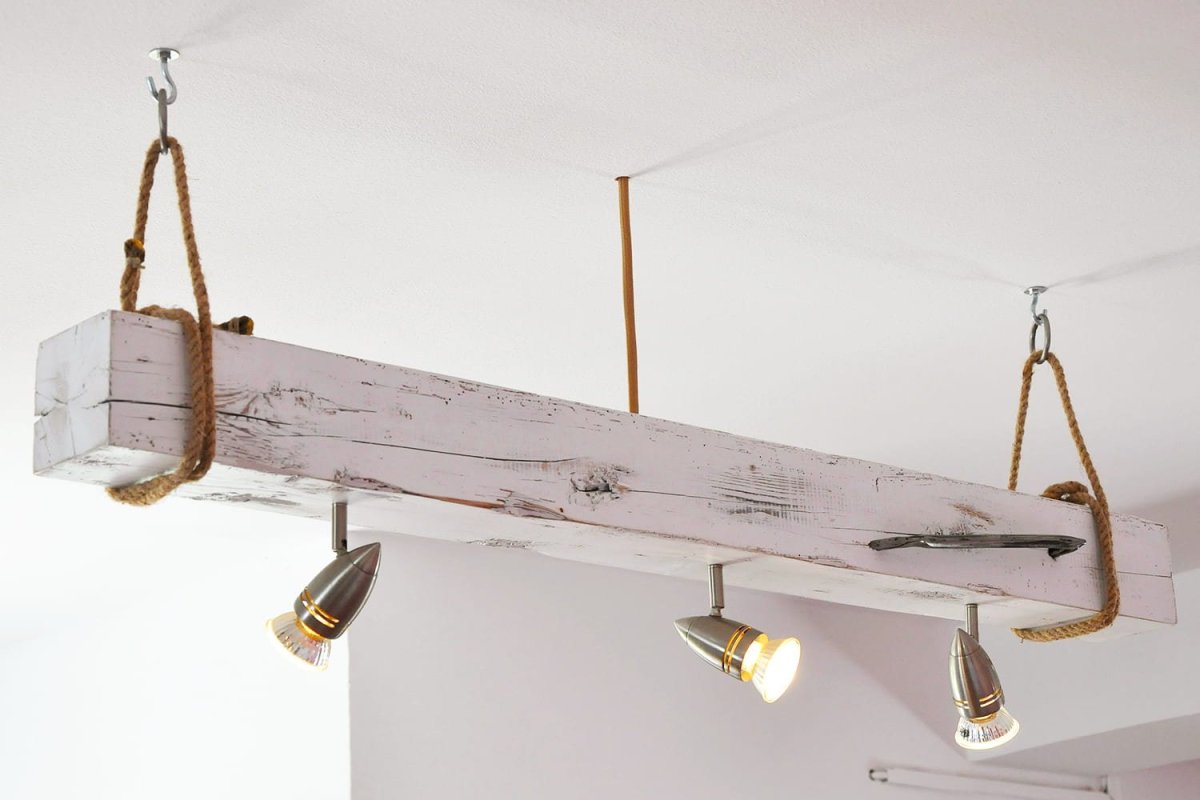 Светильники на балке