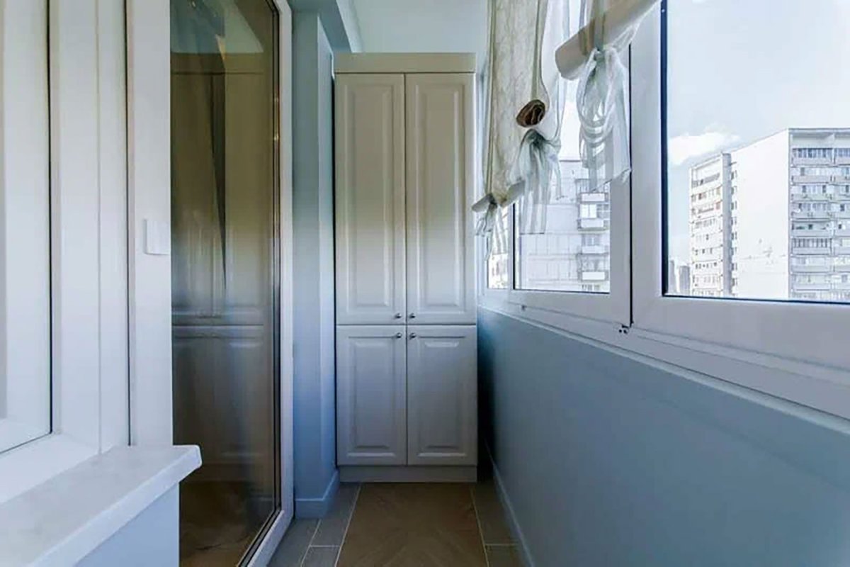 Крашеный балкон