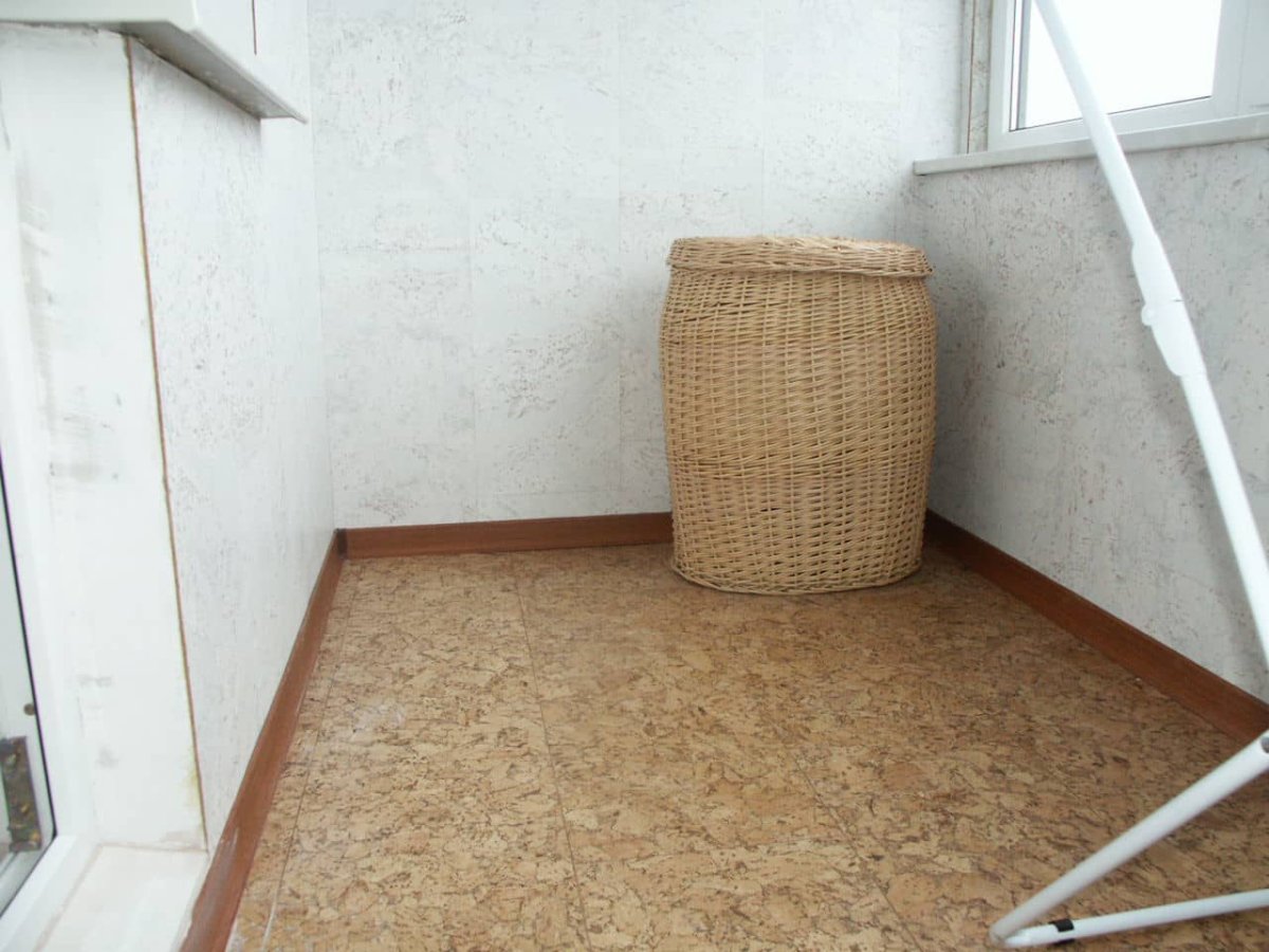 Пробковое покрытие на балкон