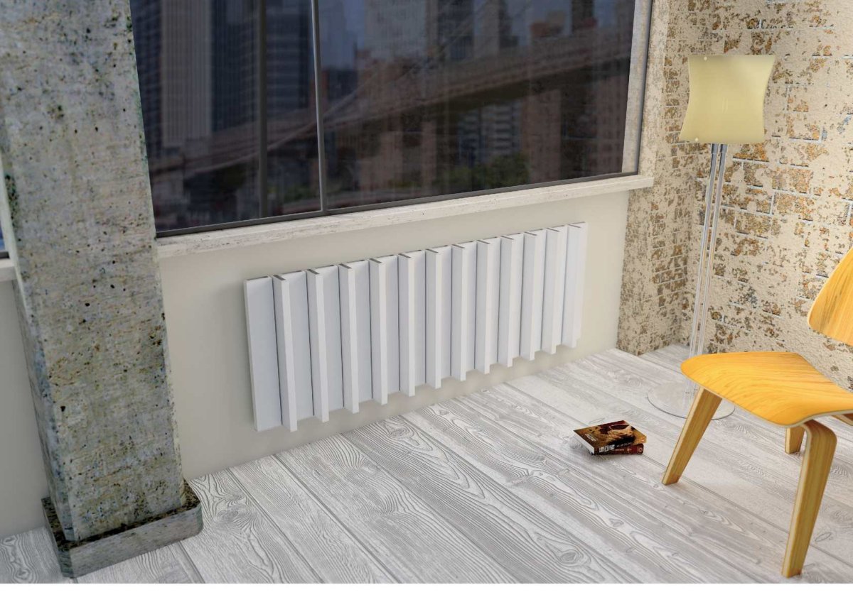Радиатор отопления на балконе