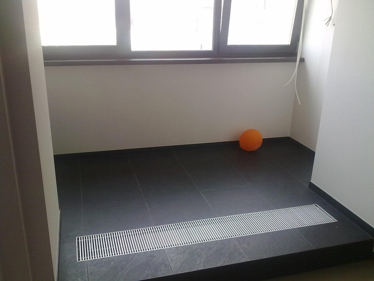 Конвектор на лоджии