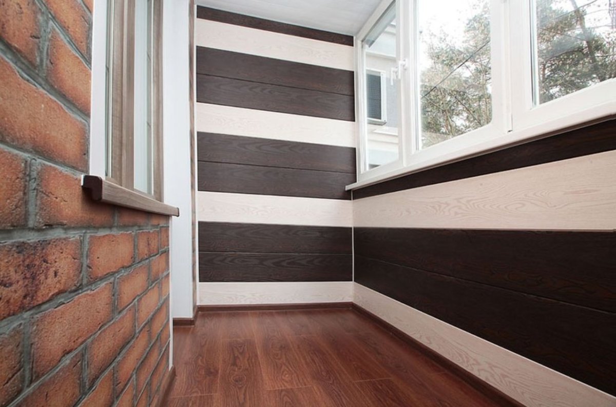 Отделка балкона стеновыми панелями