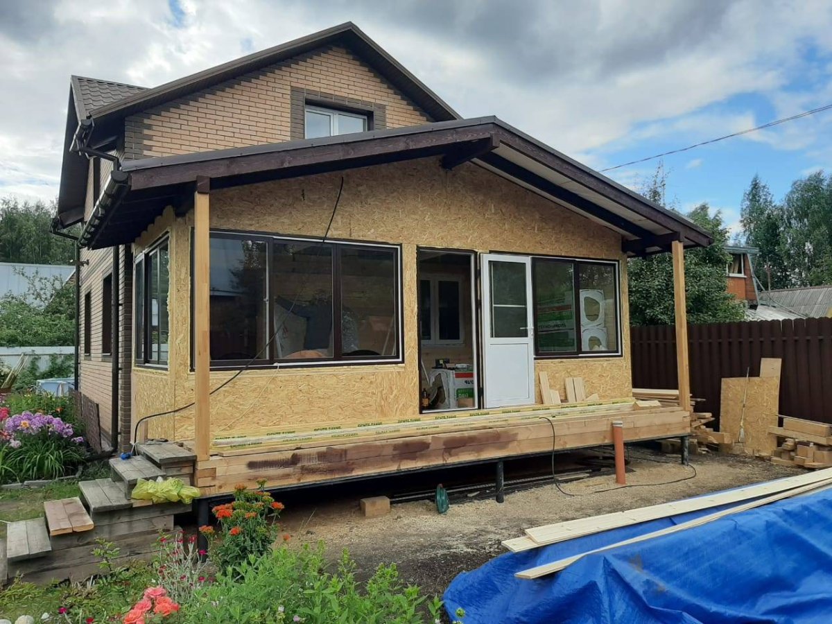 Пристройка к дачному дому