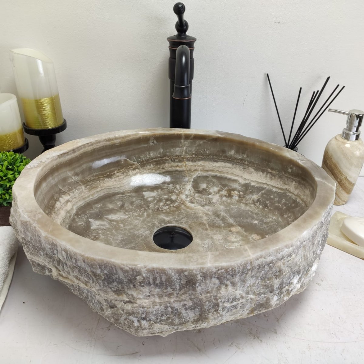 Каменная раковина Аlana из белого оникса 0414281711