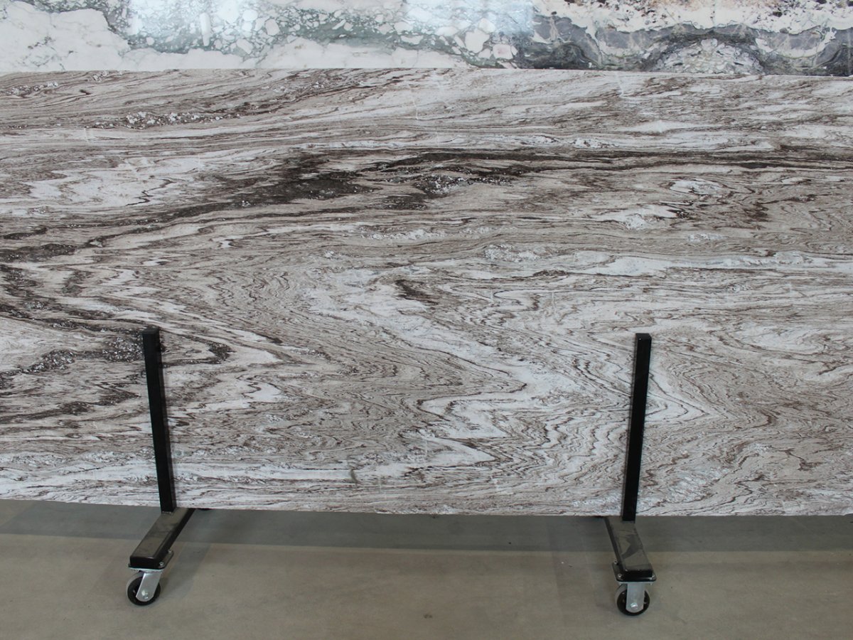 Мрамор Palissandro Oniciato