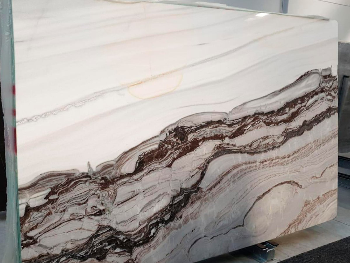 Итальянский мрамор Палиссандро