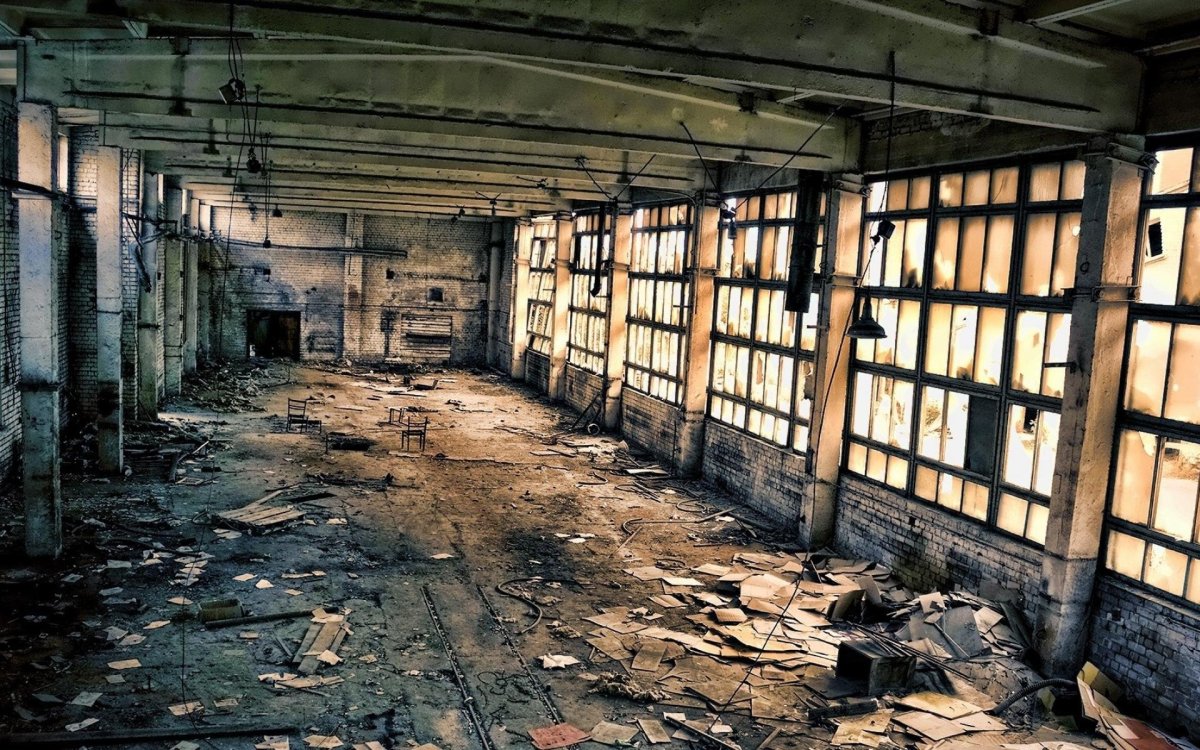 Заброшенный склад