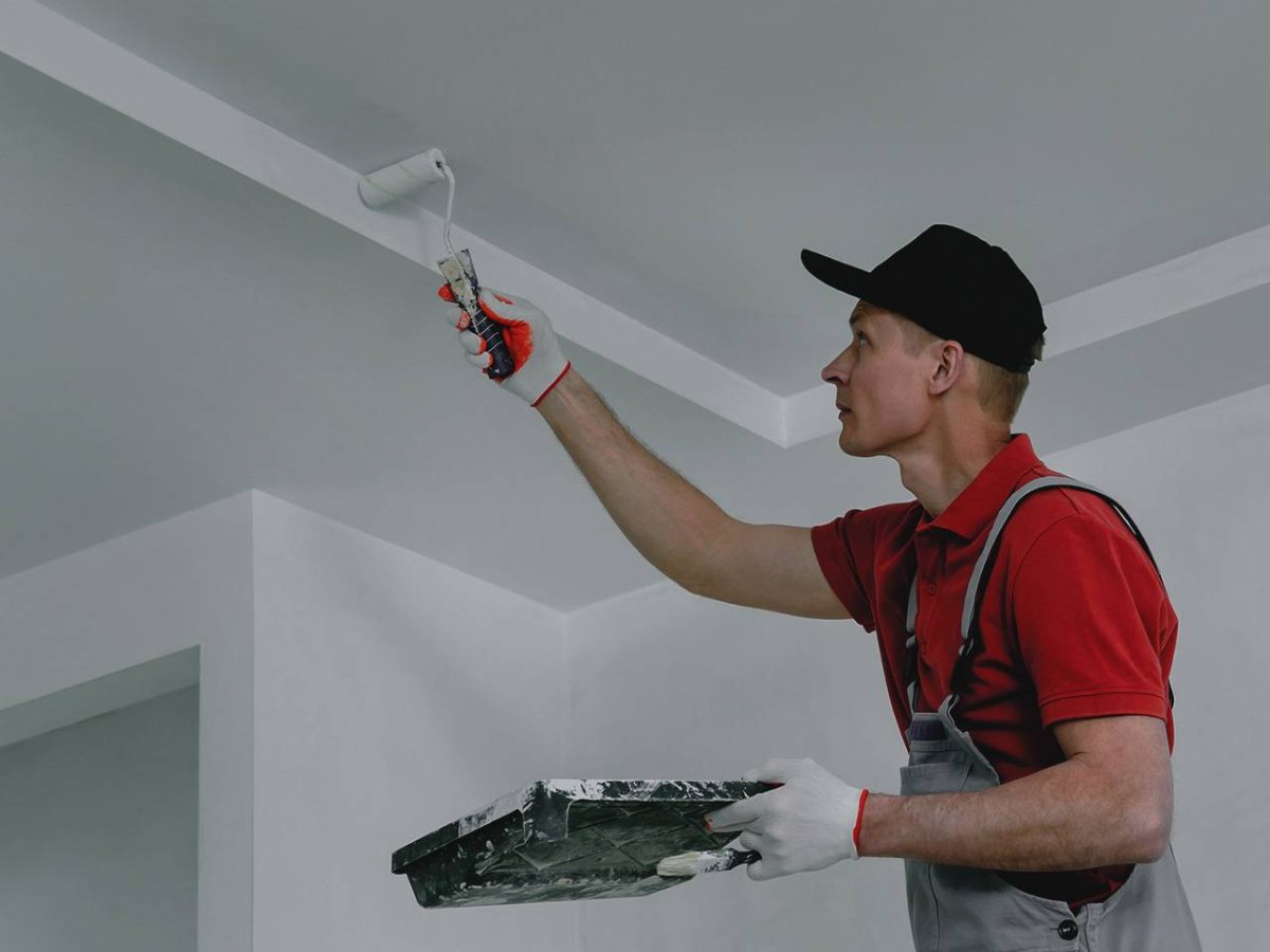 Шпаклеванный потолок