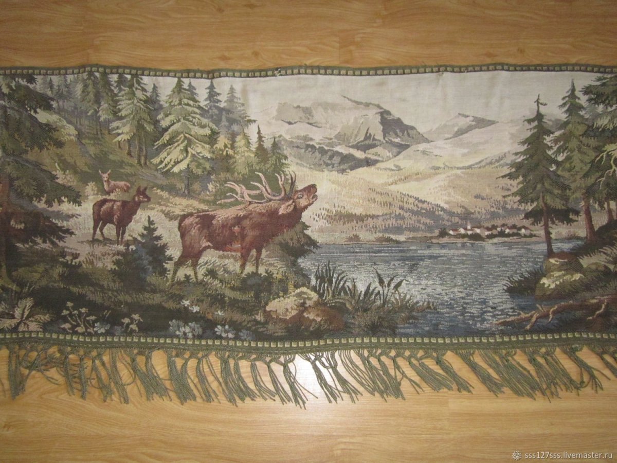 Гобеленовый ковер с оленями
