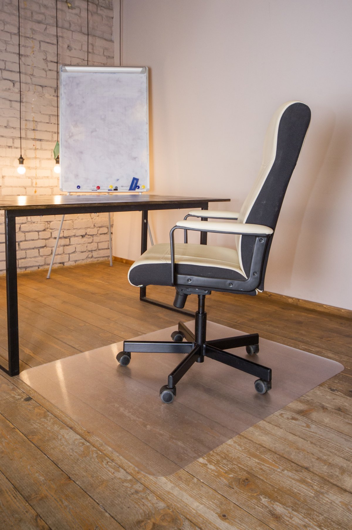 Подстилка под компьютерное кресло