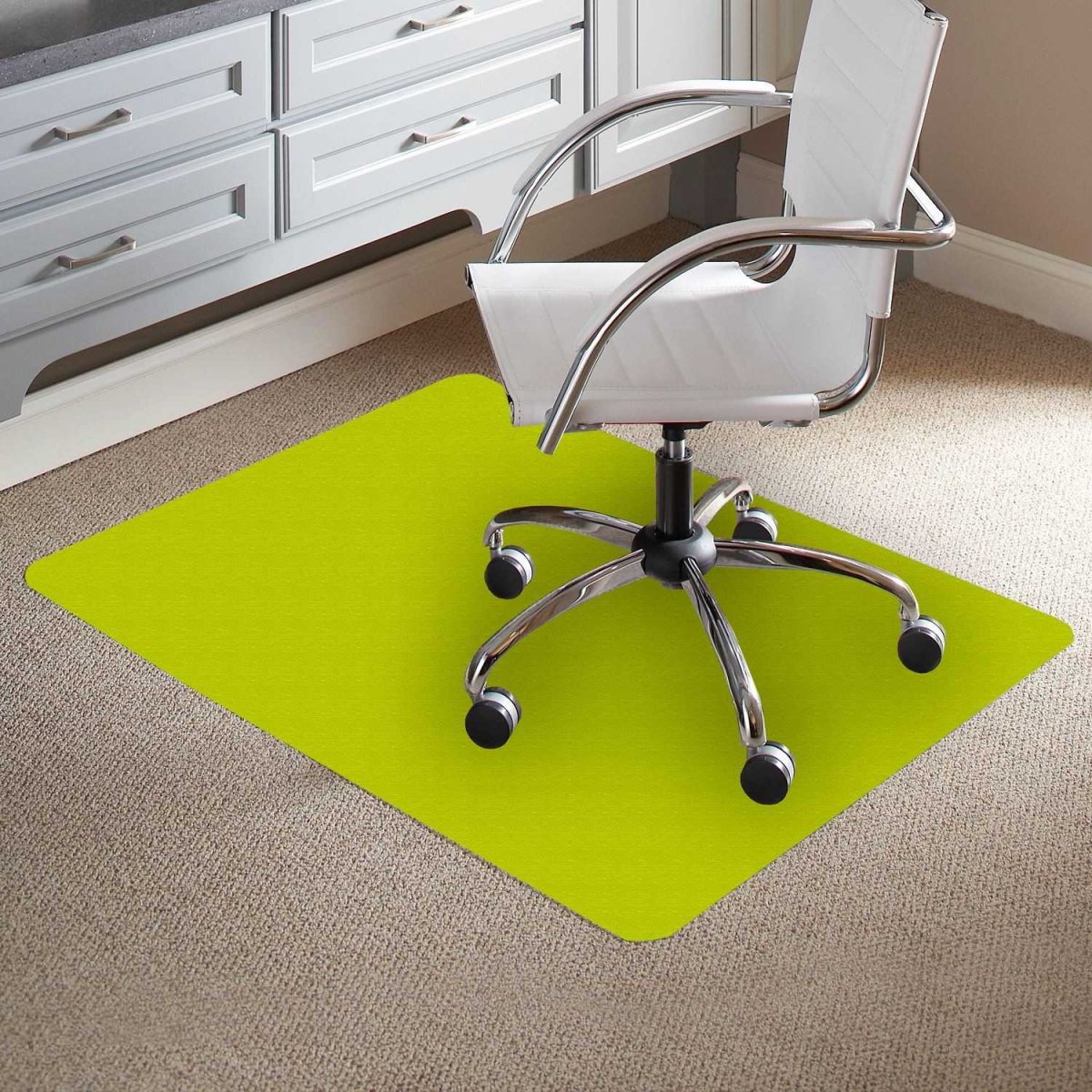 Коврик под компьютерный стул