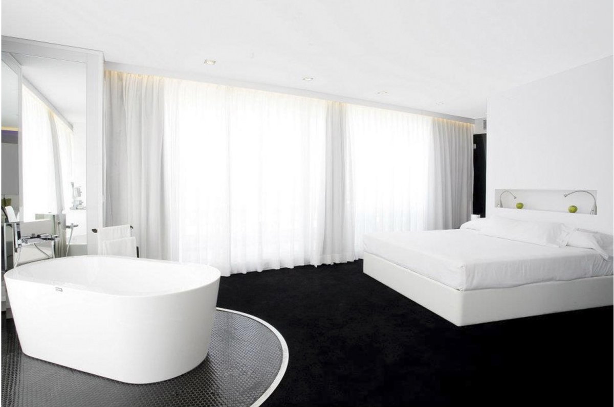 Гостиница белая комната