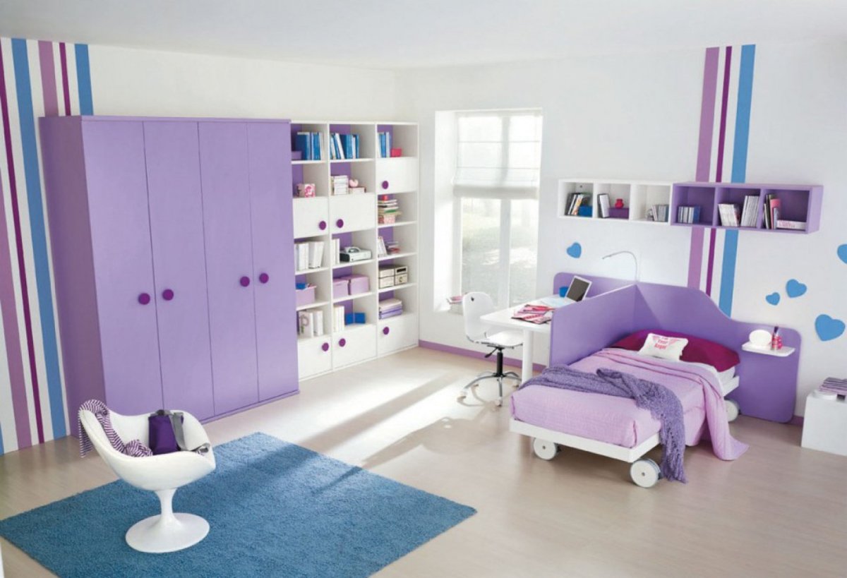 Комната для девочки в сиреневых тонах
