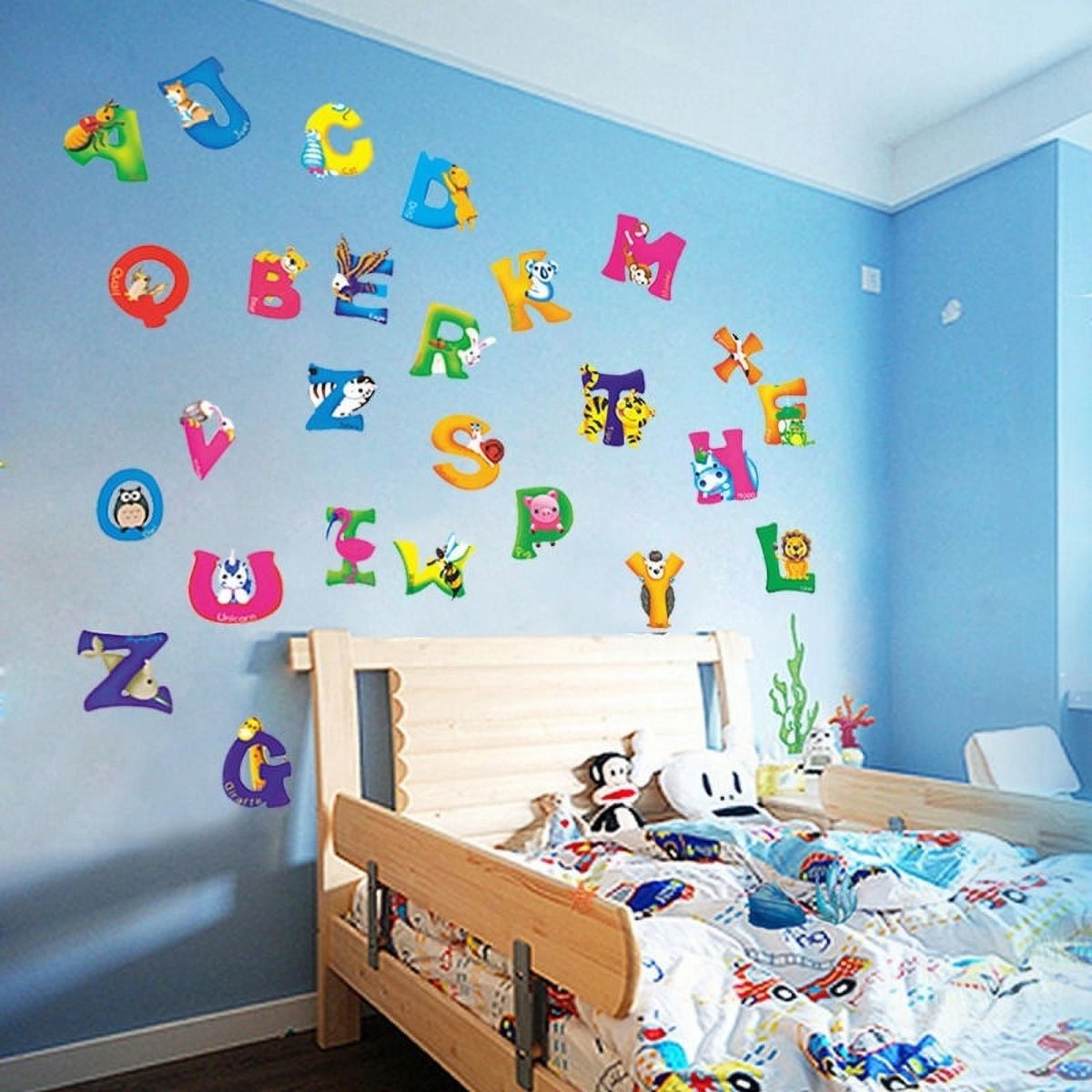 Украшение стен в детской комнате